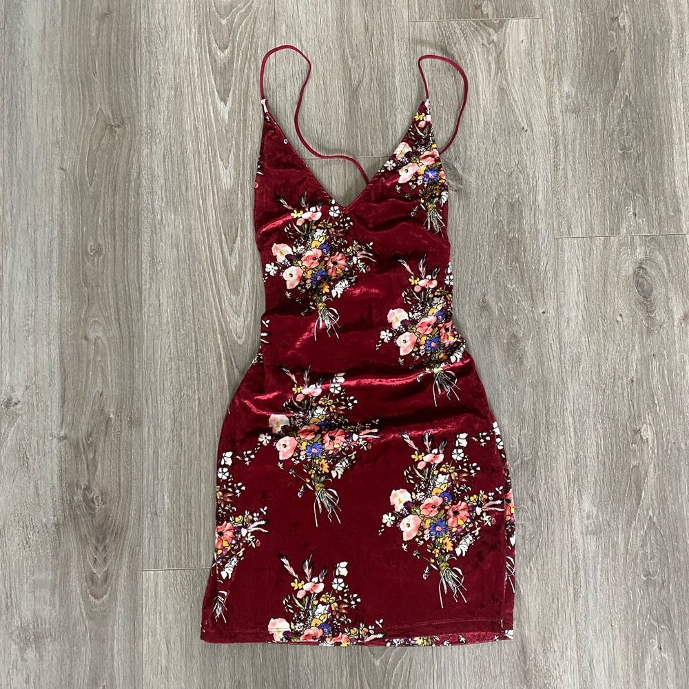 Maroon Velvet Boutique Mini Dress Size UK 12 (US 8)